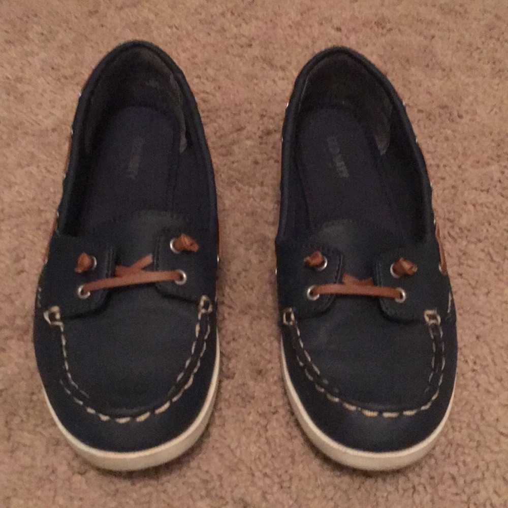 Navy blue shoes